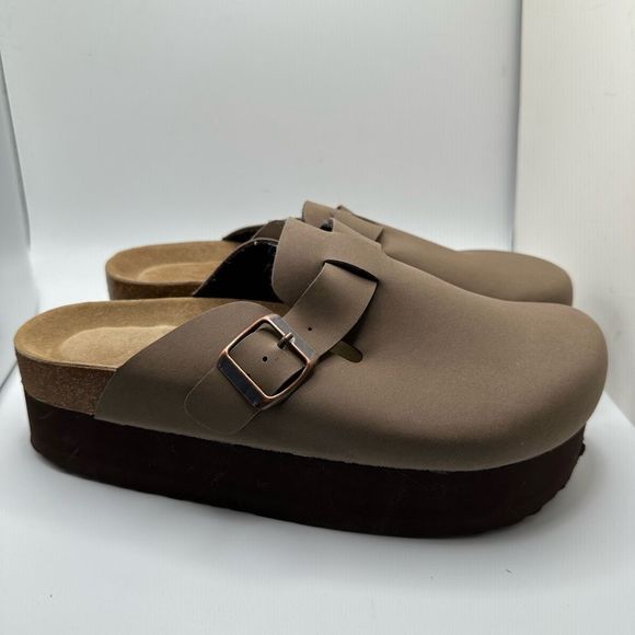CUSHIONAIRE Women's Cork Footbed Platform Clog 8.5 BROWN - Picture 1 of 7
